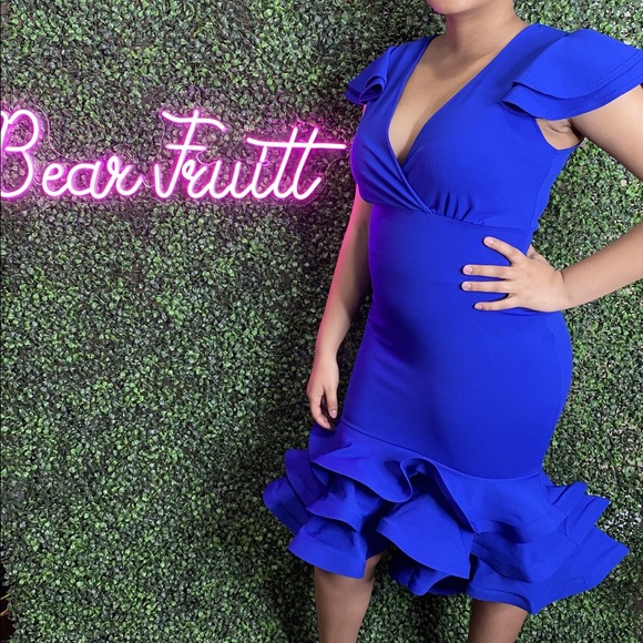 Dresses & Skirts - Blue Ruffled Dress